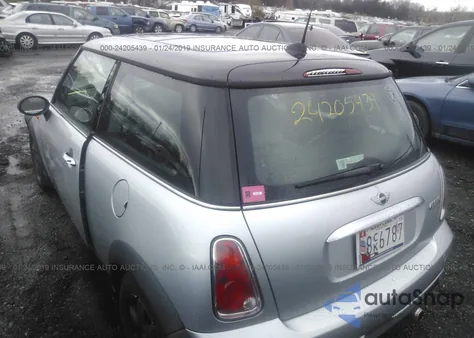 2006 Mini Cooper из США, поврежденный, VIN WMWRC33516TK64534